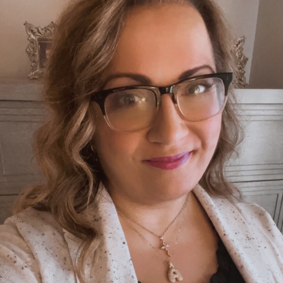 Meet your Posher, Agapi - Picture 4 of 4